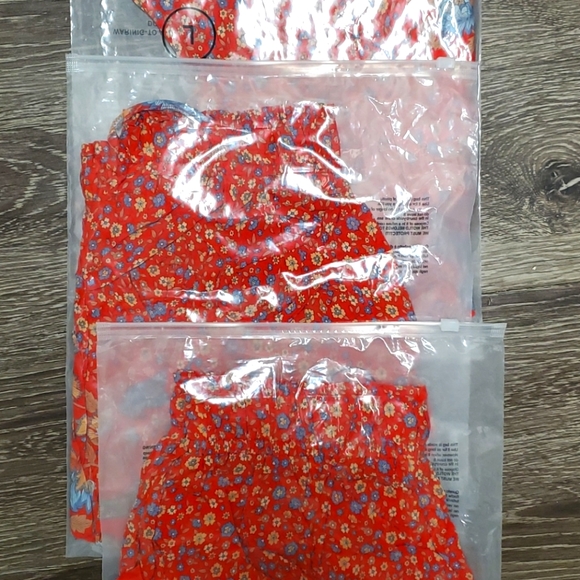 Floral Print Elastic Waist Shorts Red Summer - Picture 2 of 2